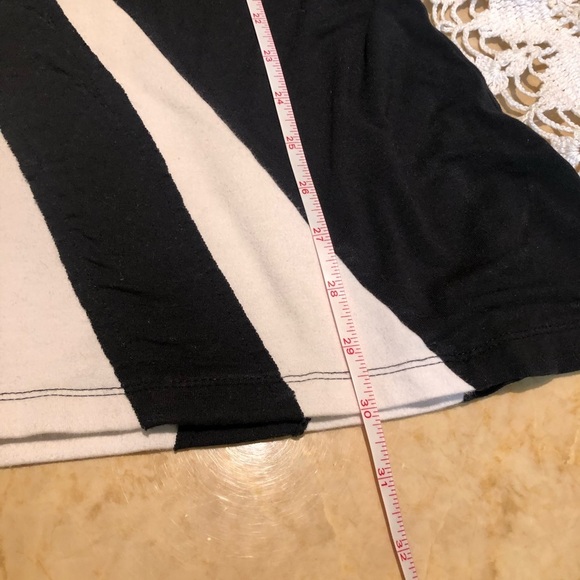 Low Cut Dress - Picture 13 of 16